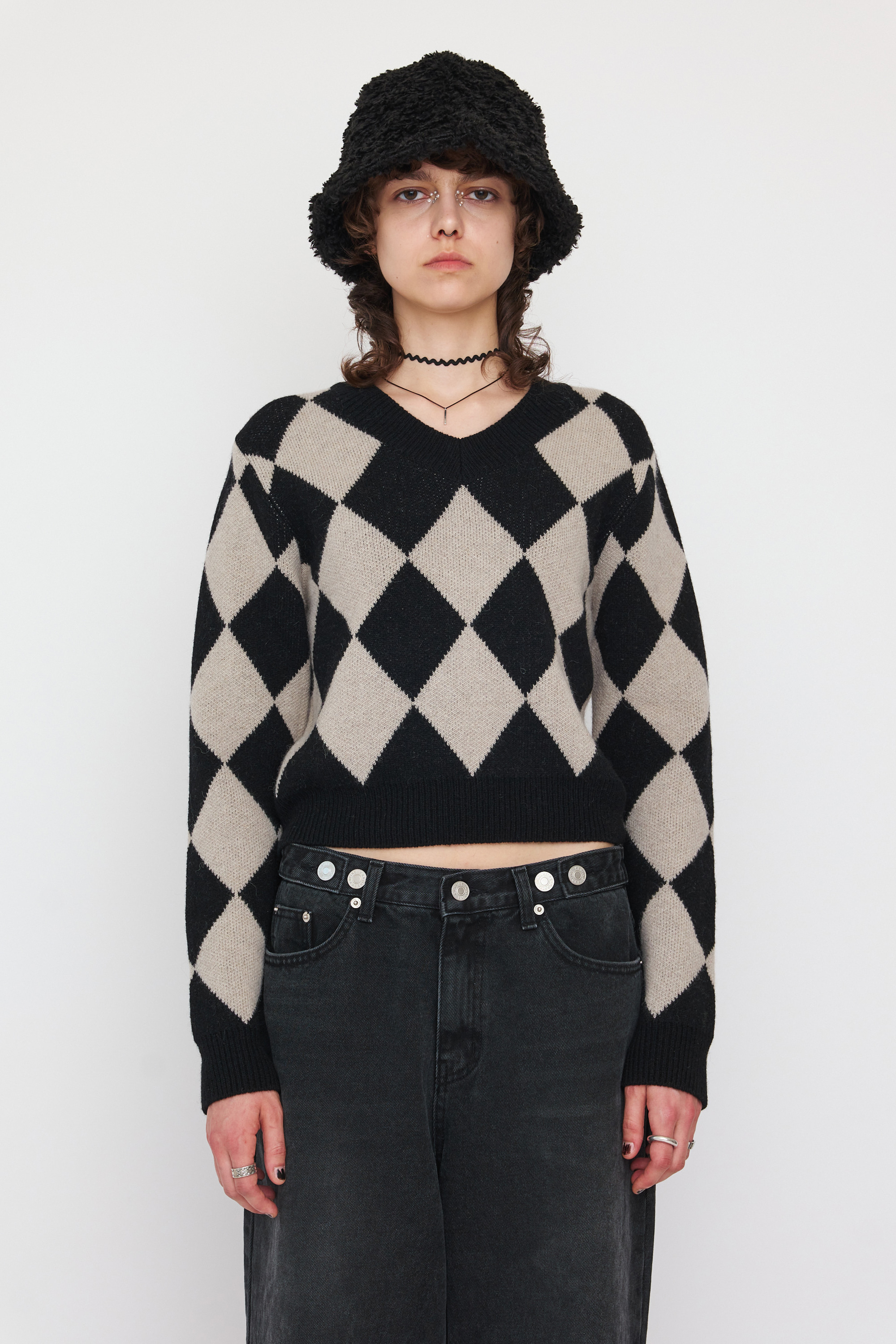 Argyle jacquard short pullover [black]